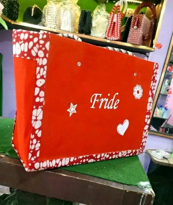 💖 À toutes les mamans, à toutes les femmes… ce sac est un hommage.