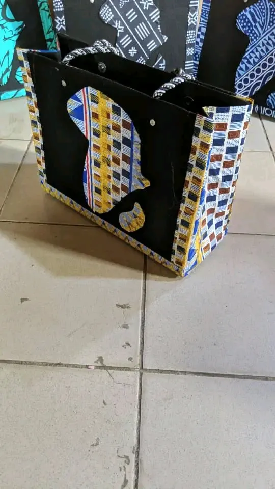 💖 À toutes les mamans, à toutes les femmes… ce sac est un hommage.