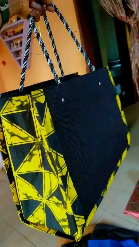 💖 À toutes les mamans, à toutes les femmes… ce sac est un hommage.