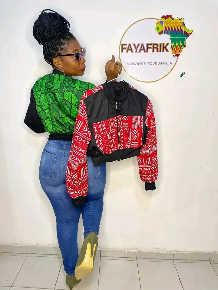 🔥 l’unique Bomber crop qui affine votre taille et sublime vos formes en un instant. ✨